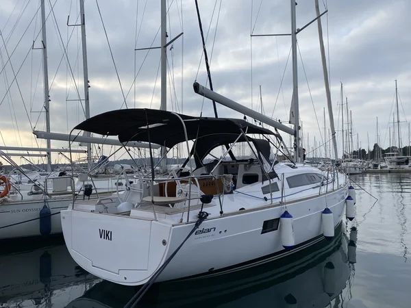 Elan Impression 45.1 av Croatia Sailing Charter i Pula