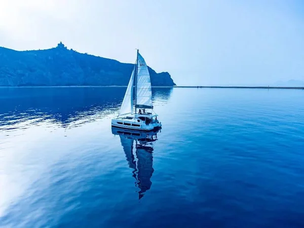 Bali Catspace yritykseltä Sailing Boat Service Palermossa