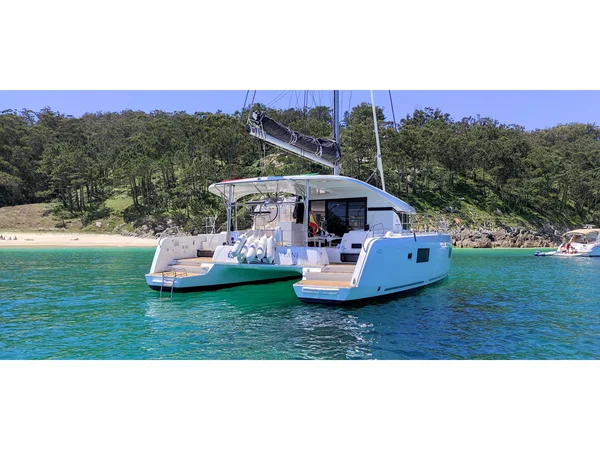 Lagoon 42 from Julio Verne Nautica in Baiona