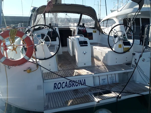 Sun Odyssey 410 from VELANOMADA YACHT CHARTER in Girona