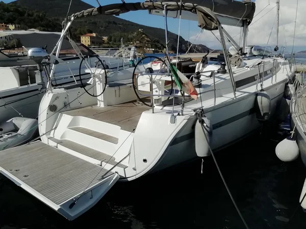 Bavaria 45 Cruiser from Salivoli Vela in Piombino