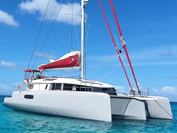 Neel 51 von Windward Islands Yachting & Travel in Fort-de-France