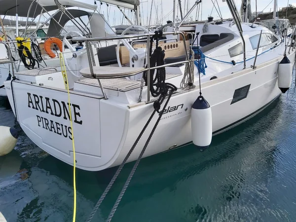 Elan Impression 45.1 från Dynamic Sailing i Lavrion