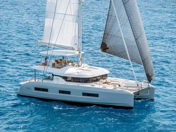 Lagoon 55 de Vernicos Crewed en Lavrion