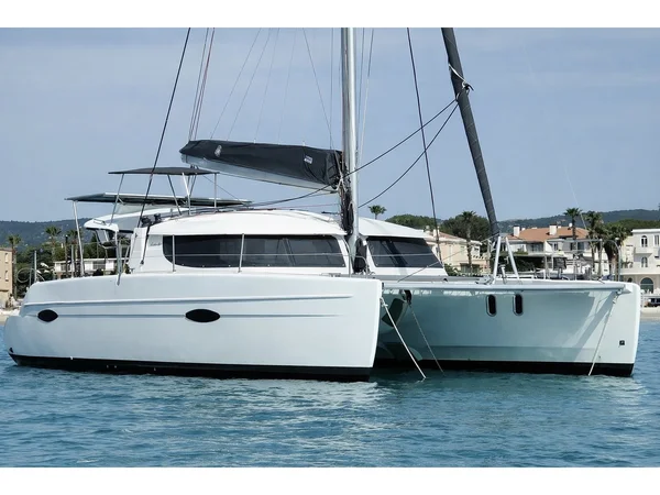 Fountaine Pajot Lipari 41 van VOG FLEET in Marseille