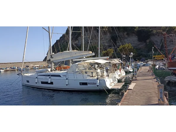 Oceanis 46.1 par Sail and Experience à Castellammare di Stabia