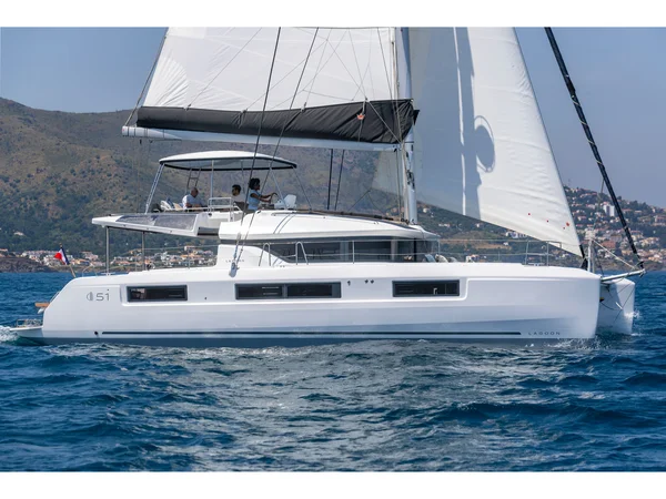 Lagoon 51 from Istion Yachting in Athens