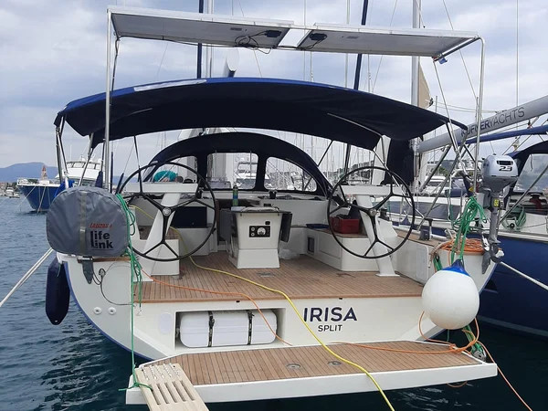 D&D Kufner 56 par Nautika Kufner à Trogir