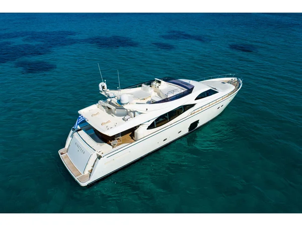 Ferretti 780 van Thrace Yachting in Elliniko
