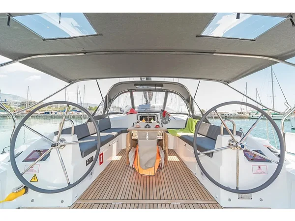 Oceanis 40.1 from Summer Sail in Athens