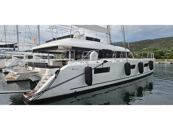 Lagoon 620 af Multihull Yacht Sales i Olbia