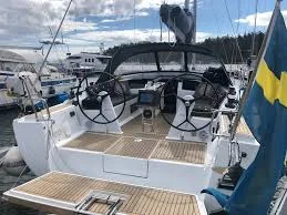 Hanse 388 yritykseltä Yachtcharter Sweden Göteborgissa