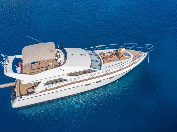 Princess 470 yritykseltä Athens Diamond Cruises Pireuksessa