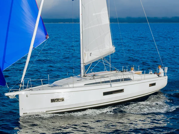 Oceanis 40.1 von Boomerang in Portisco