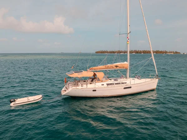 Sun Odyssey 44i della Sailing Guji a San Blas
