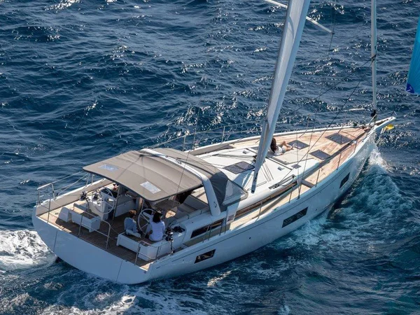 Oceanis 54 from Yates Mallorca in Palma de Mallorca
