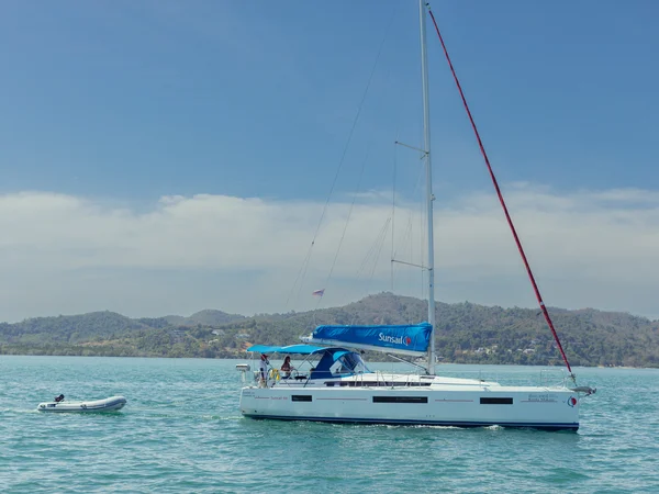 Sun Odyssey 440 yritykseltä Sunsail Pireuksessa