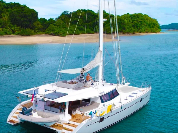 Sunreef 62 della Sailing Guji a San Blas