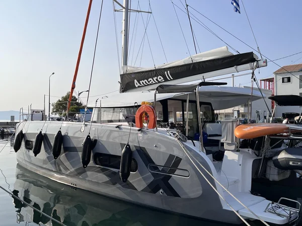 Excess 11 från Hellenic Prime Yachting på Korfu