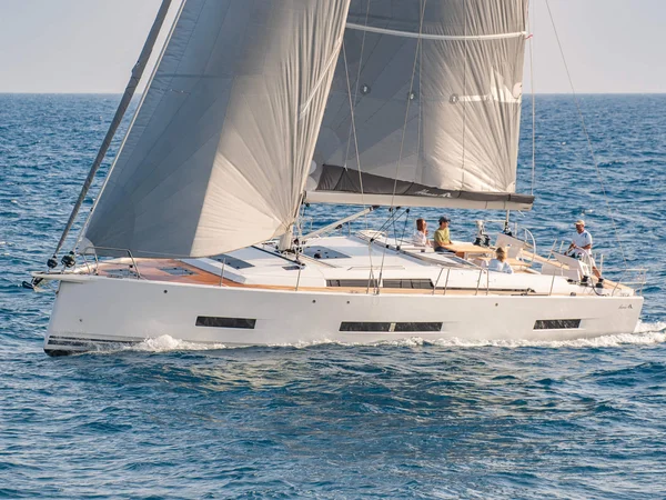 Hanse 510 from ARCHON Yachting in Kos