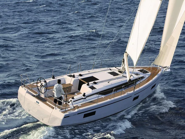 Bavaria C38 de Marimari en Tropea