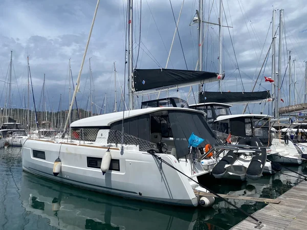 Lagoon 40 van Solar Yachting in Fethiye