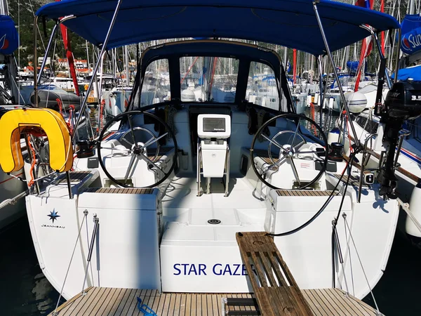 Sun Odyssey 419 della Seatravel Croatia a Pola