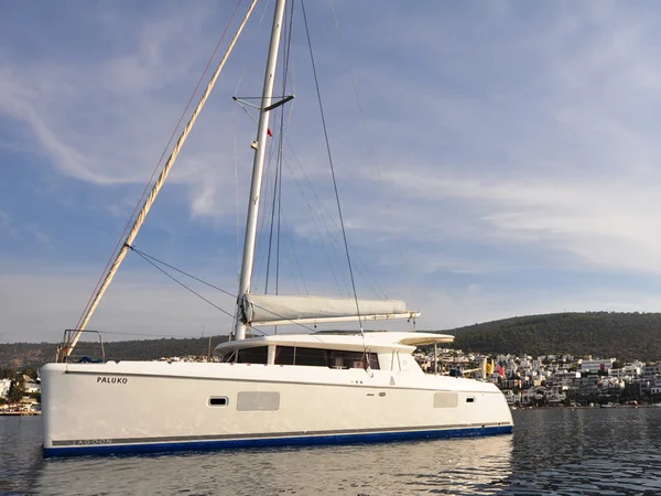 Lagoon 421 yritykseltä Dragut Sailing Bodrumissa