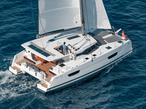 Fountaine Pajot Isla 40 af Blue Memories i Lefkada