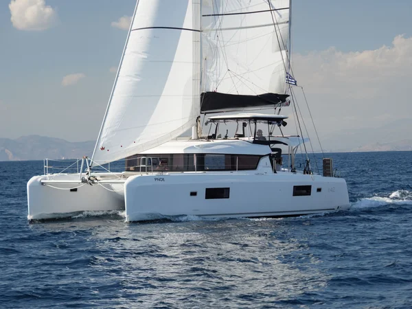 Lagoon 42 af Messinia Yachts i Kalamata