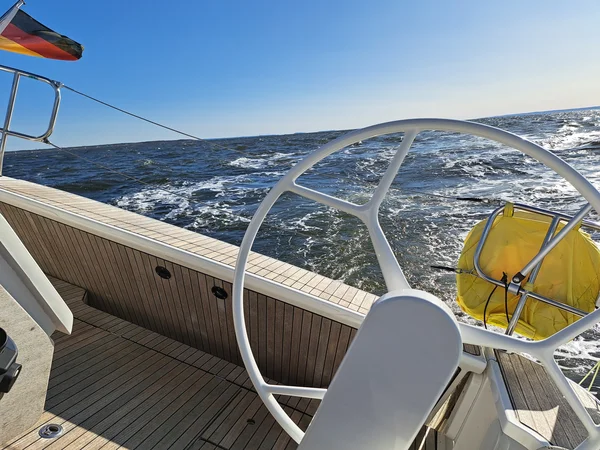 Bavaria 46 Cruiser från Yachtcharter Sweden i Göteborg