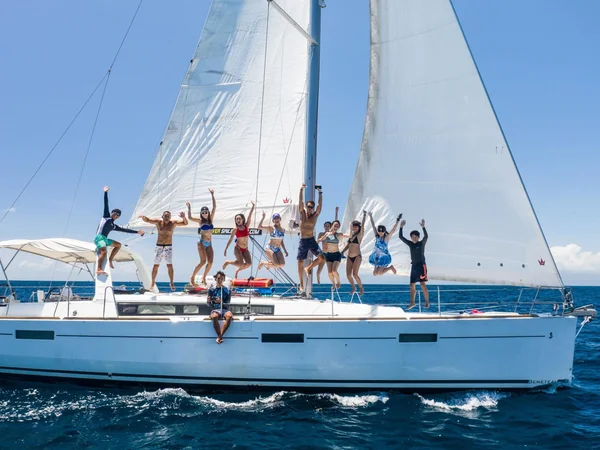 Oceanis 45 af Discover Sailing Asia i Phuket