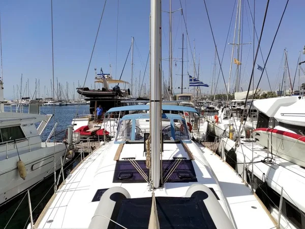 Dufour 460 Grand Large van Aegean Blue Sailing in Athene