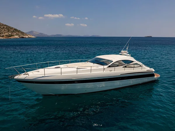 Pershing 52 yritykseltä Athens Diamond Cruises Pireuksessa