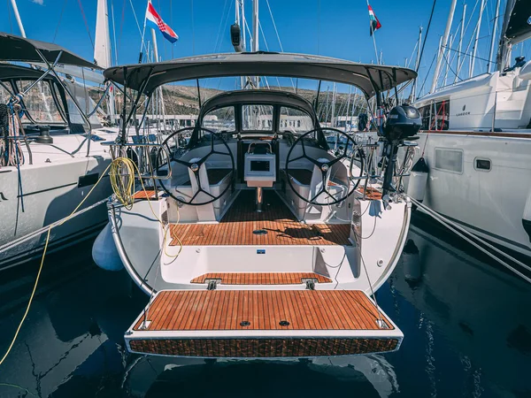 Bavaria 37 Cruiser from ACE Yachting in Seget Donji