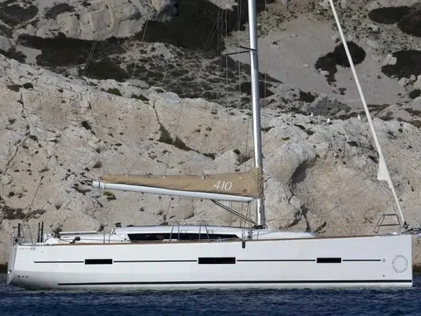Dufour 410 Grand Large av Anka Yachting i Marmaris