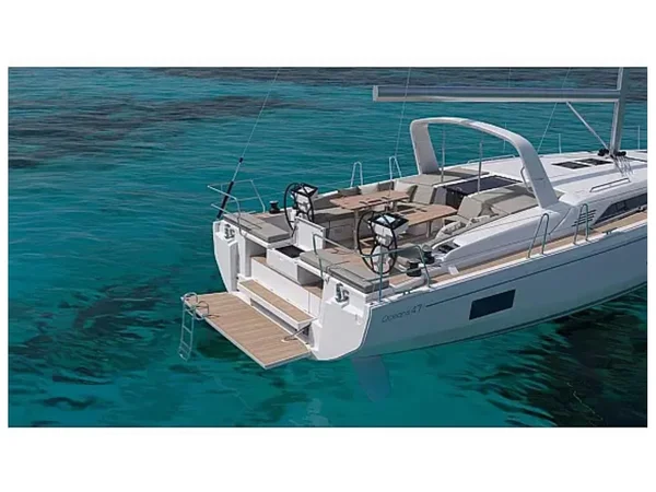Oceanis 47 della Marimari a Tropea