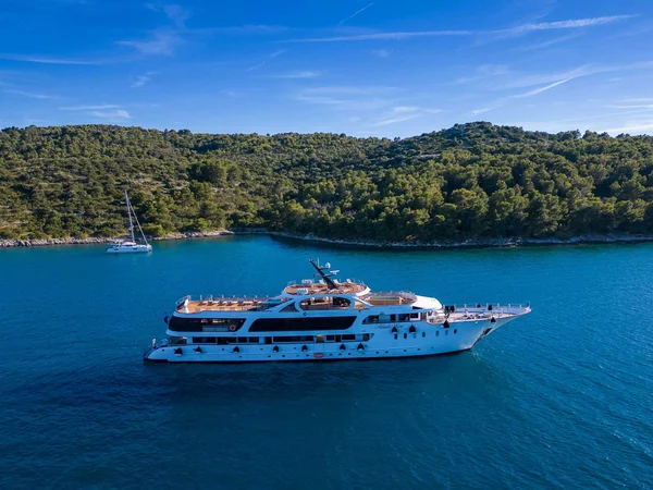 XNA from Adriatic Service Travel in Split