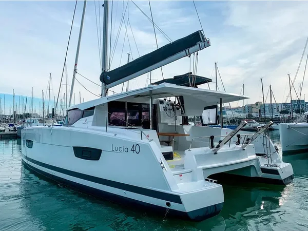 Fountaine Pajot Lucia 40 da Ancyra Sailing em Tivat