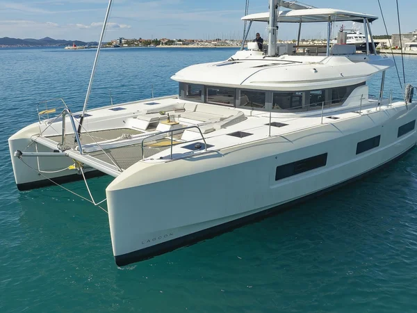 Lagoon 55 from Master Yachting in Split