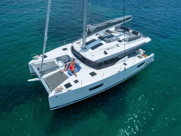 Fountaine Pajot Elba 45 af Hang Loose Catamarans i Bequia