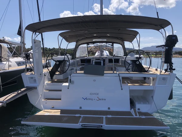 Dufour 530 par Yachting in Sardinia à Portisco