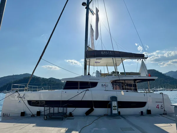Bali 4.6 van Asmira Marine in Göcek
