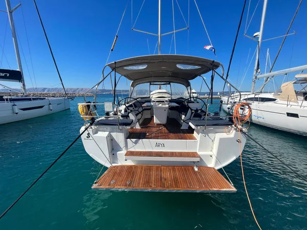 Oceanis 46.1 de Crosail en Novi Vinodolski
