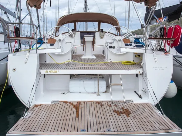 Elan Impression 50 af More Sailing i Seget Donji