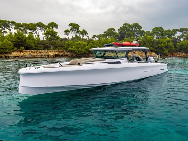 Axopar 45 Cross top from Baotic Yachting in Seget Donji