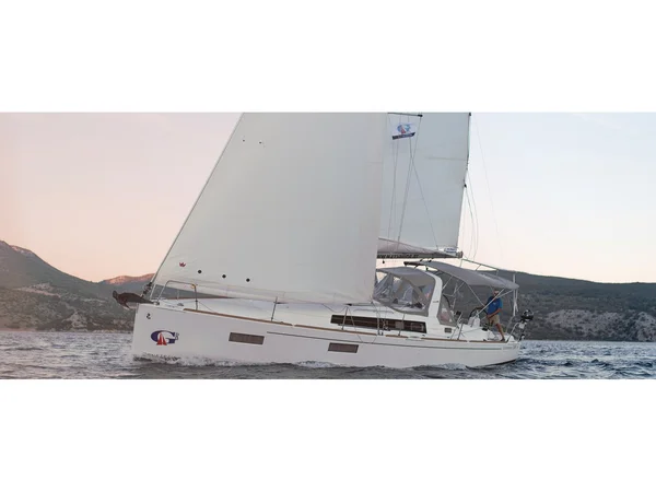 Oceanis 381 from GR Sailing in Nea Peramos
