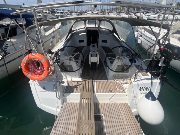 Sun Odyssey 34 yritykseltä Kroki Nautika Sukošanissa