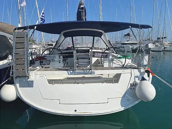 Oceanis 48 af Messinia Yachts i Kalamata