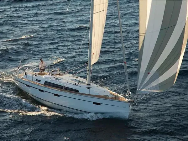 Bavaria 41 Cruiser par Holidays à Punta Ala